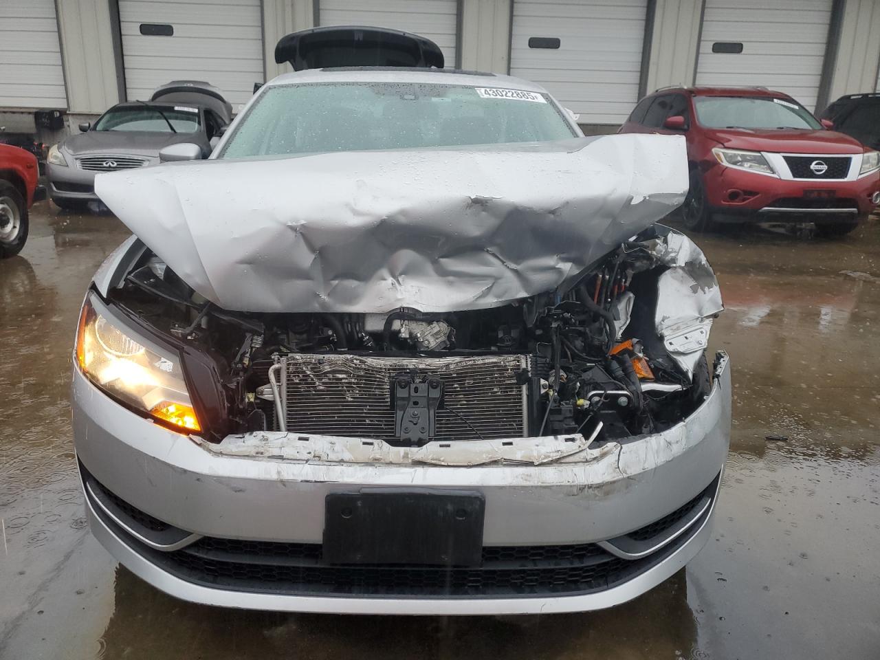 2015 Volkswagen Passat VIN 1VWBV7A39FC101215 Copart auction photo, front end damage thumbnail 5