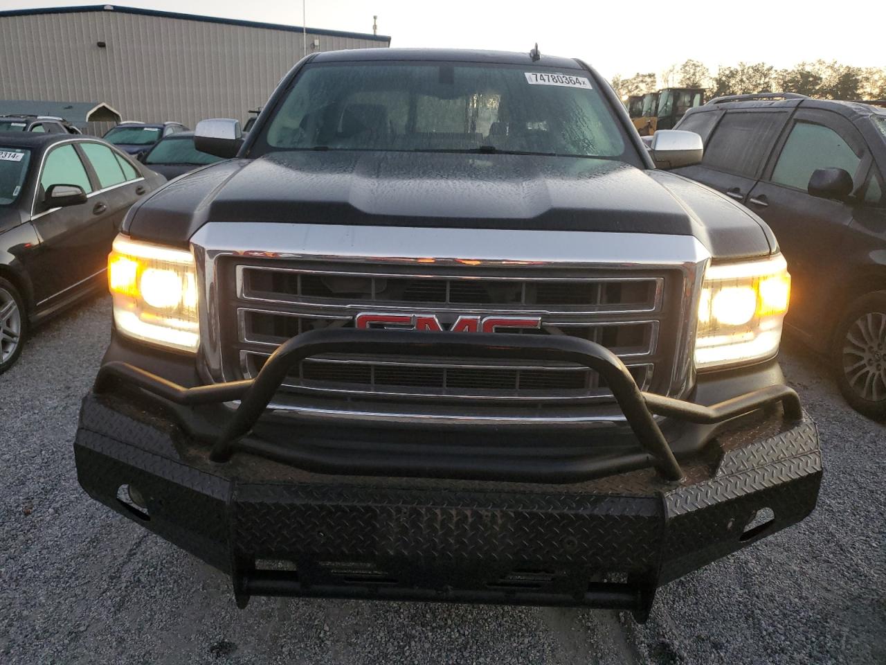 2014 GMC Sierra VIN 1GTV2VEC1EZ162786 Copart auction photo, minor dent/scratches damage thumbnail 5