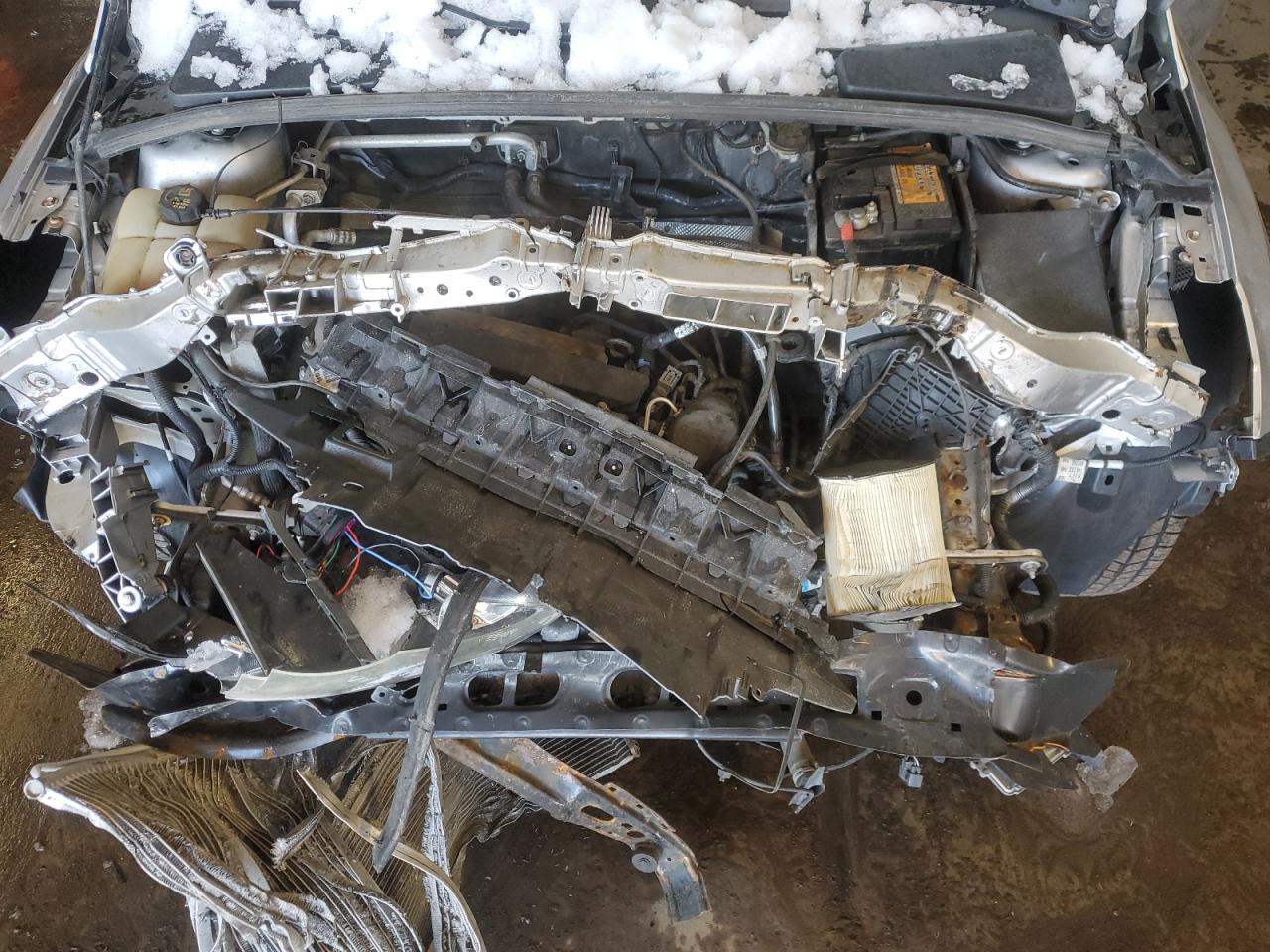 2016 Ford Focus VIN 1FADP3E28GL250304 Copart auction photo, front end / side damage thumbnail 11