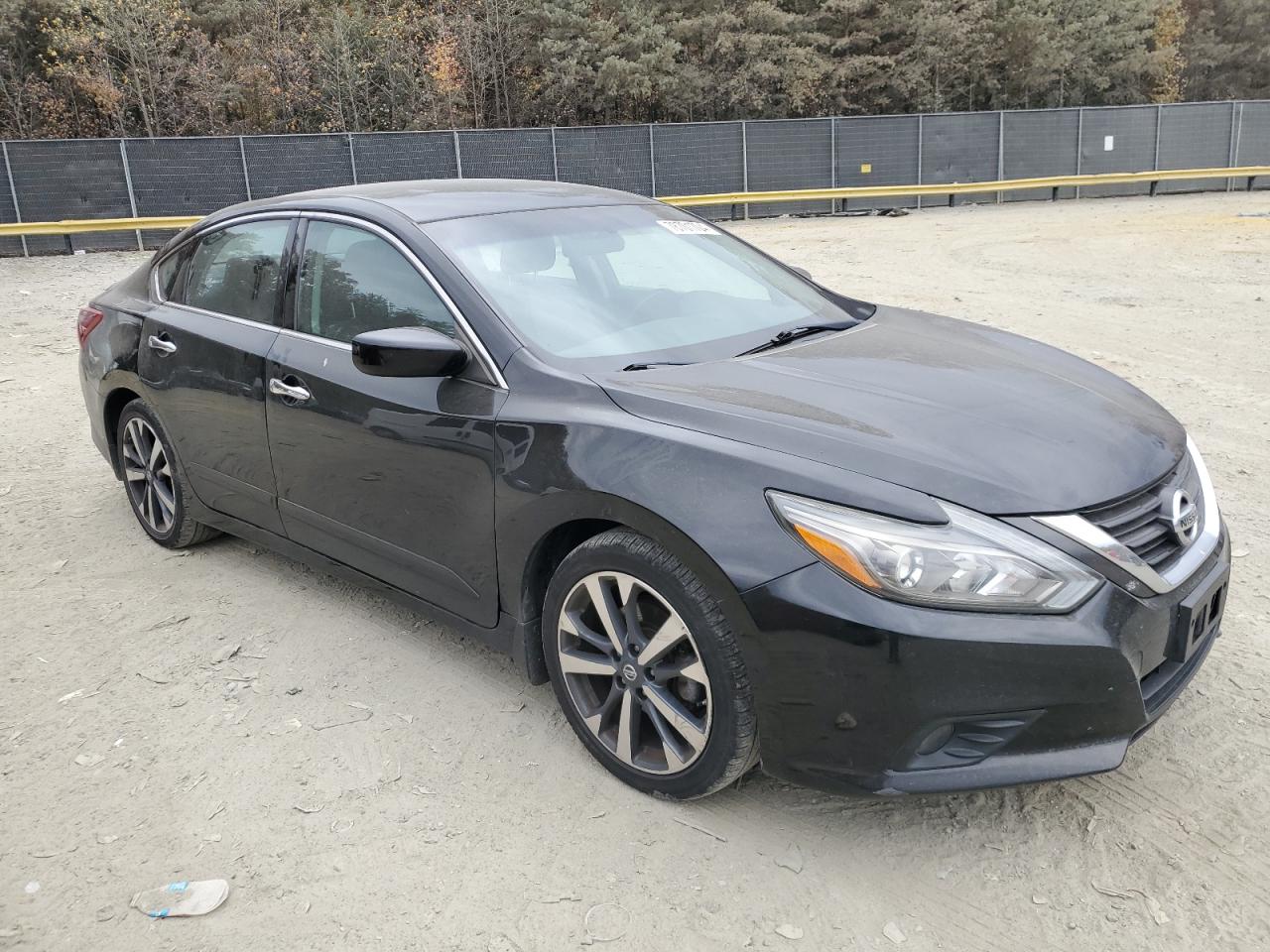 2017 Nissan Altima VIN 1N4AL3AP1HC181523 Copart auction photo, rear end damage thumbnail 4