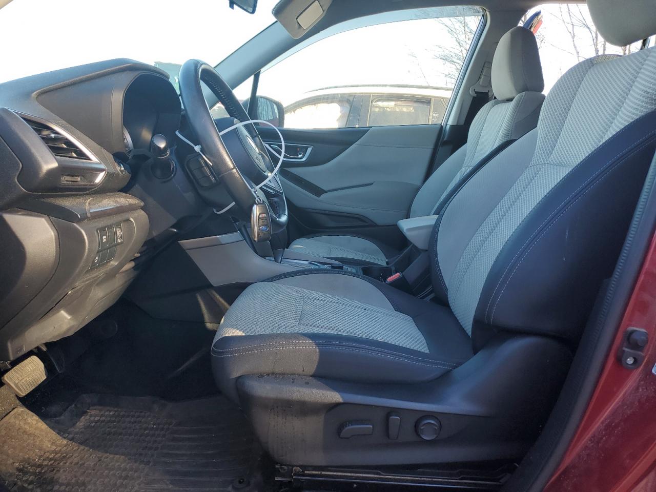 2021 Subaru Forester VIN JF2SKAFC6MH507987 Copart auction photo, front end / minor dent/scratches damage thumbnail 7