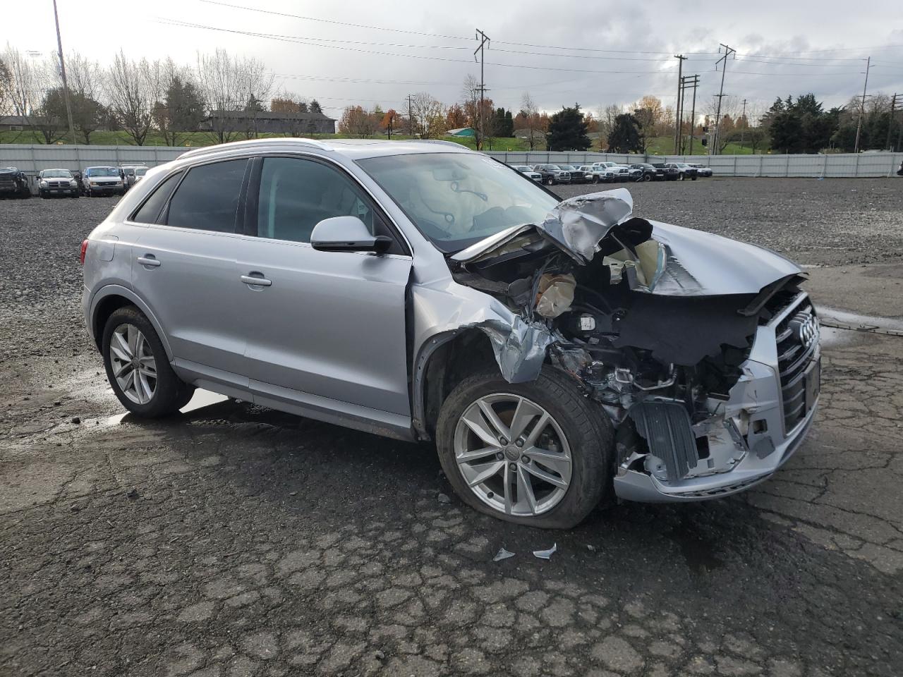2016 Audi Q3 VIN WA1EFCFS2GR014142 Copart auction photo, front end damage thumbnail 4