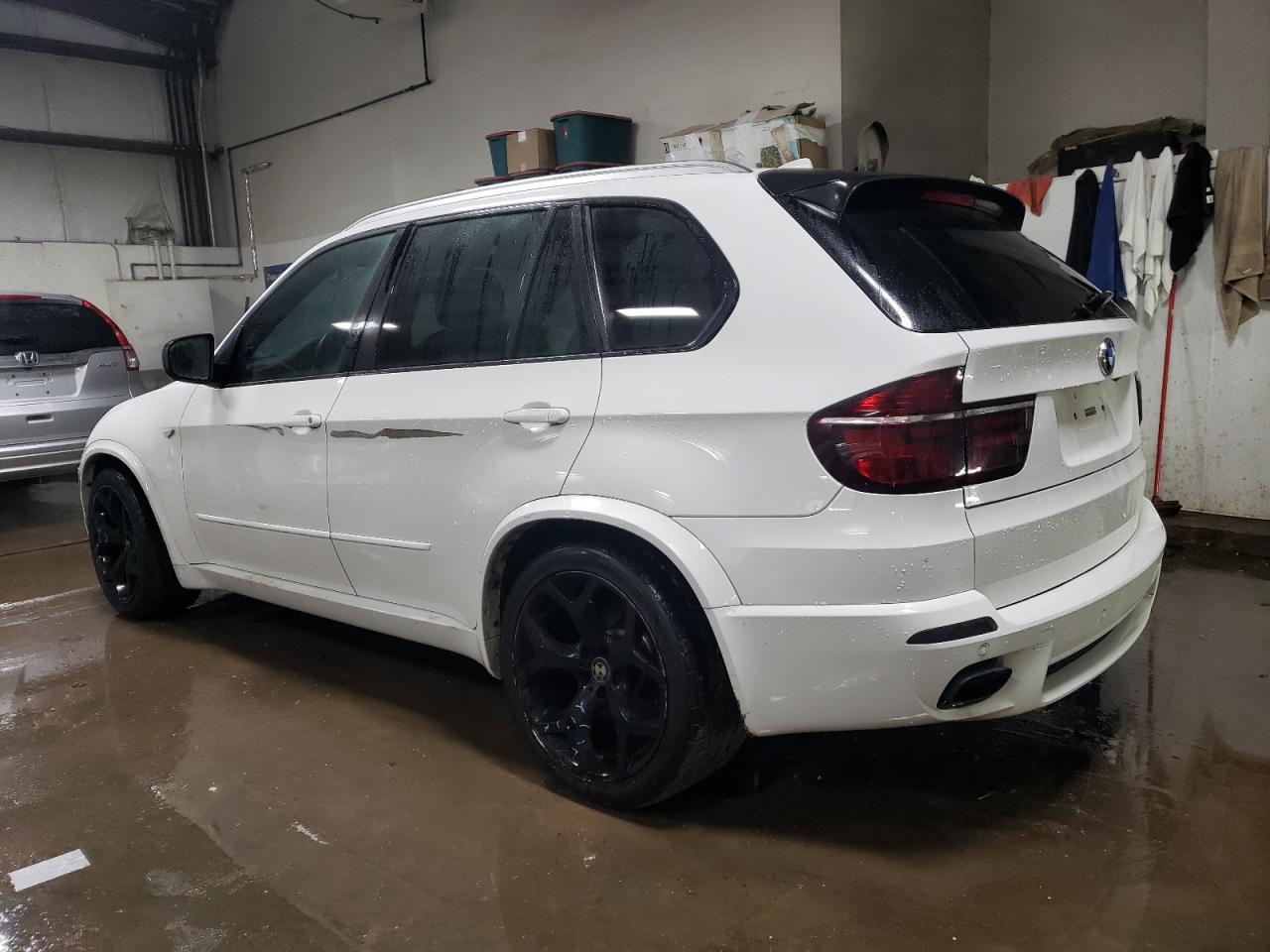2011 BMW X5 VIN 5UXZV4C50BL741806 Copart auction photo, side damage thumbnail 2