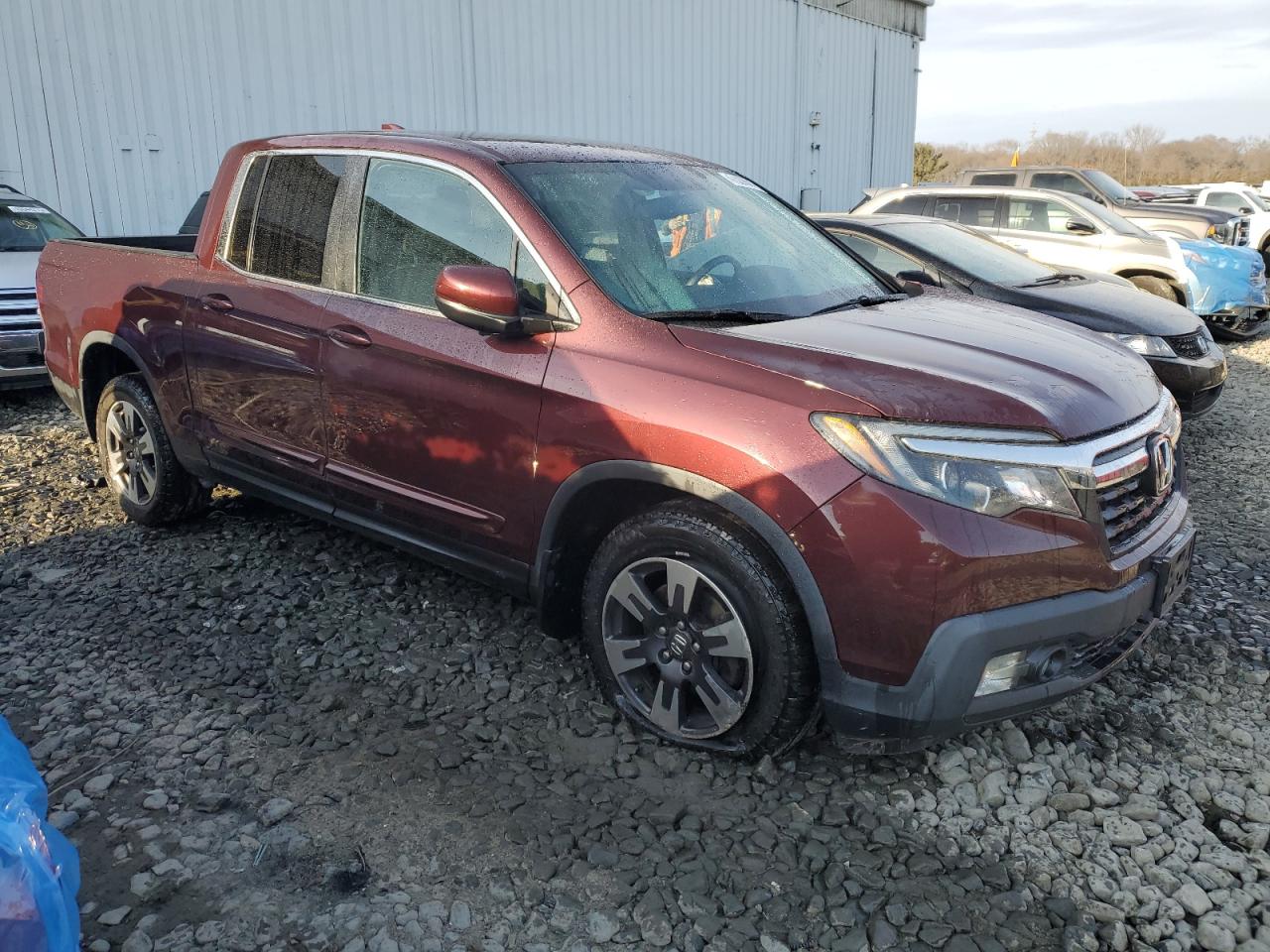 2017 Honda Ridgeline VIN 5FPYK3F51HB009585 Copart auction photo, front end damage thumbnail 4