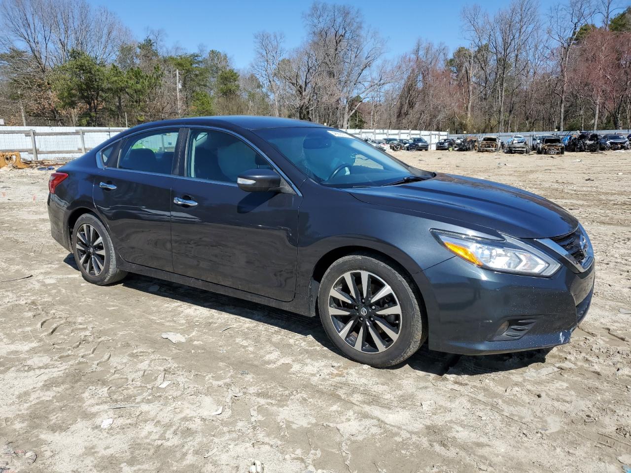 2018 Nissan Altima VIN 1N4AL3APXJC284347 Copart auction photo, side / front end damage thumbnail 4