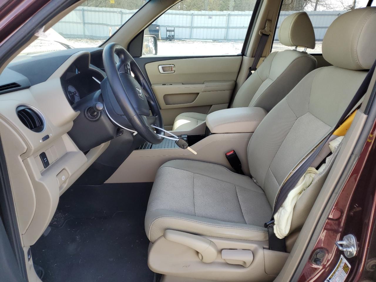 2011 Honda Pilot VIN 5FNYF4H22BB060283 Copart auction photo, all over damage thumbnail 7