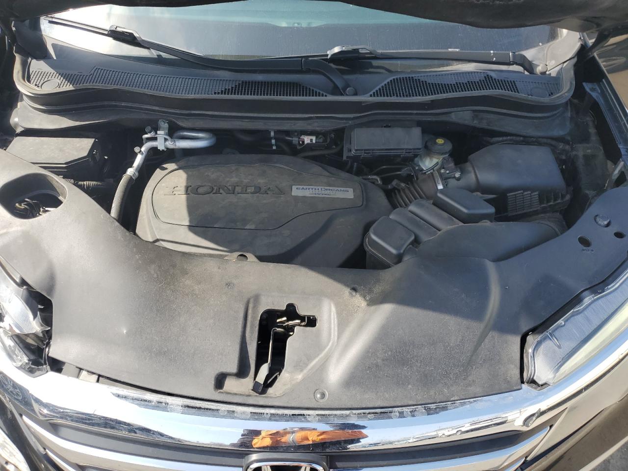 2016 Honda Pilot VIN 5FNYF6H75GB122001 Copart auction photo, rear end / front end damage thumbnail 14