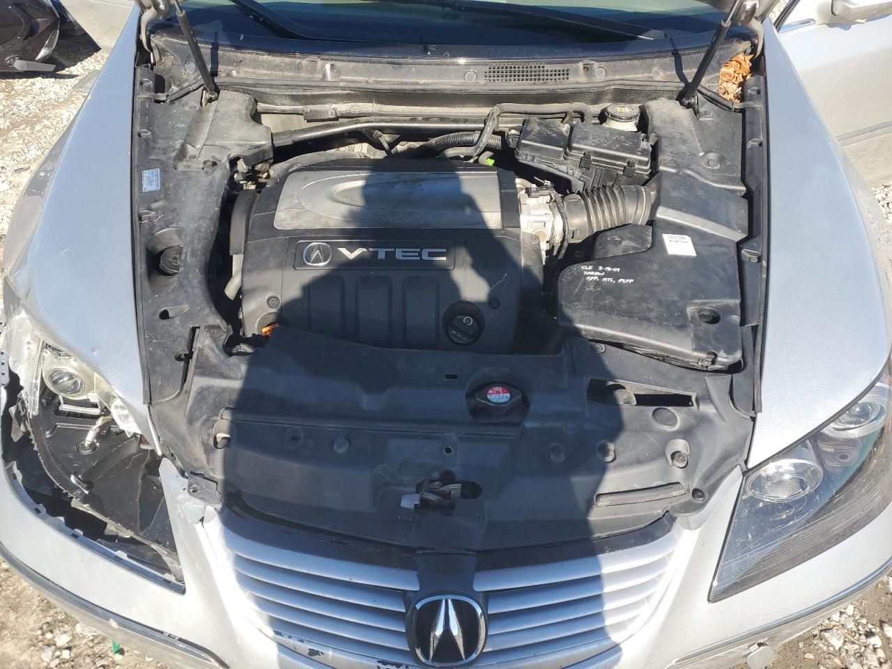 2006 Acura RL VIN JH4KB16526C000163 Copart auction photo, front end / minor dent/scratches damage thumbnail 11