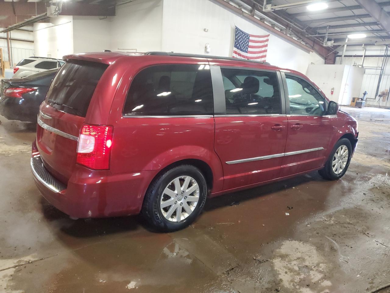 2015 Chrysler Town & Country VIN 2C4RC1BG2FR552029 Copart auction photo, front end damage thumbnail 3