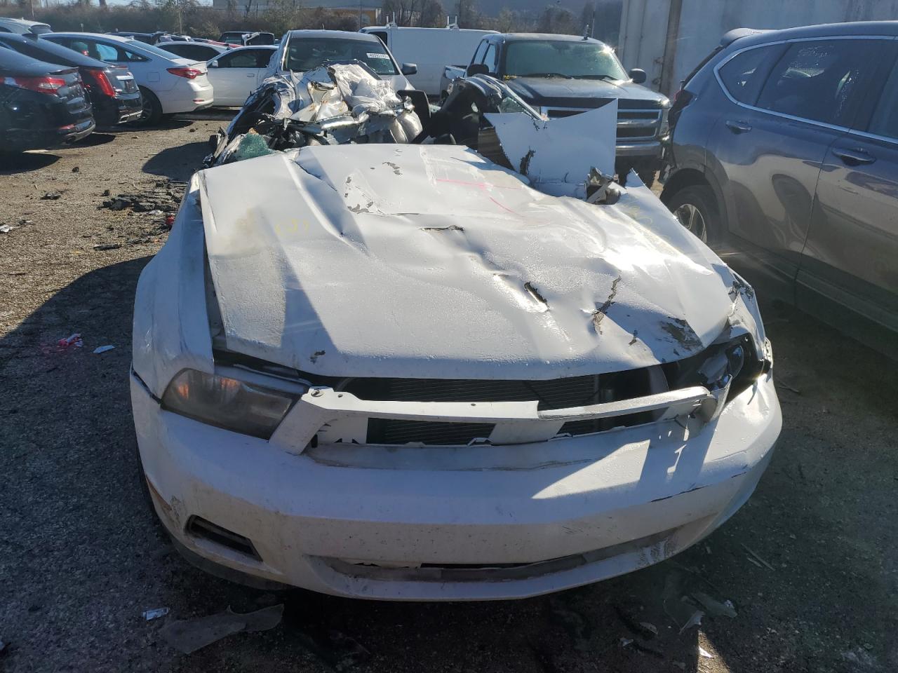 2011 Ford Mustang VIN 1ZVBP8AM6B5132932 Copart auction photo, top/roof damage thumbnail 5