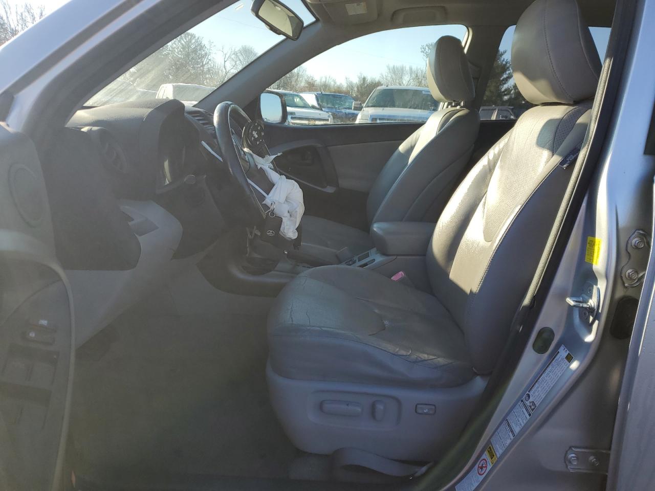 2010 Toyota RAV 4 VIN JTMDF4DV3AD038877 Copart auction photo, front end damage thumbnail 7