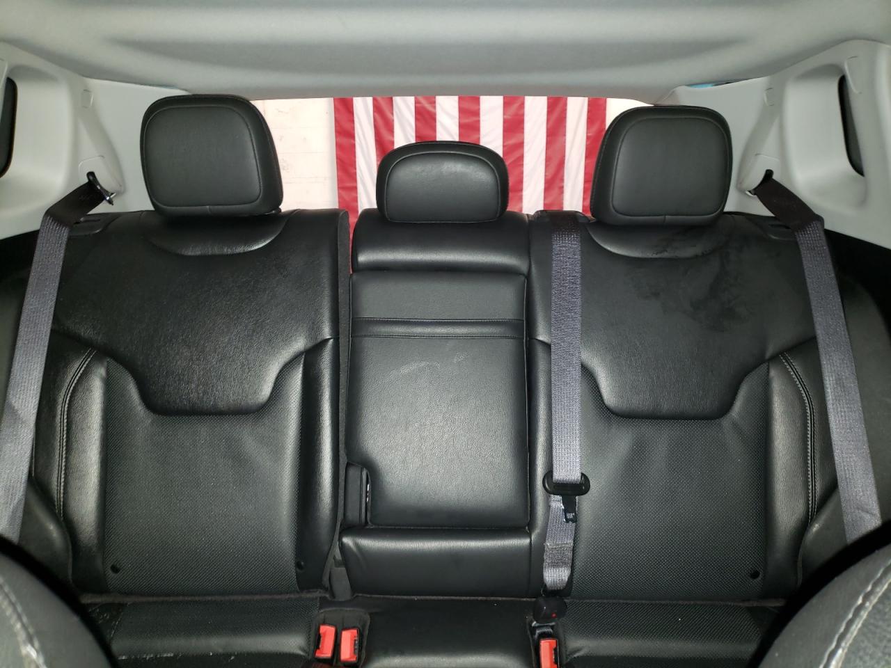 2019 Jeep Compass VIN 3C4NJDCB9KT826682 Copart auction photo, rear end damage thumbnail 10