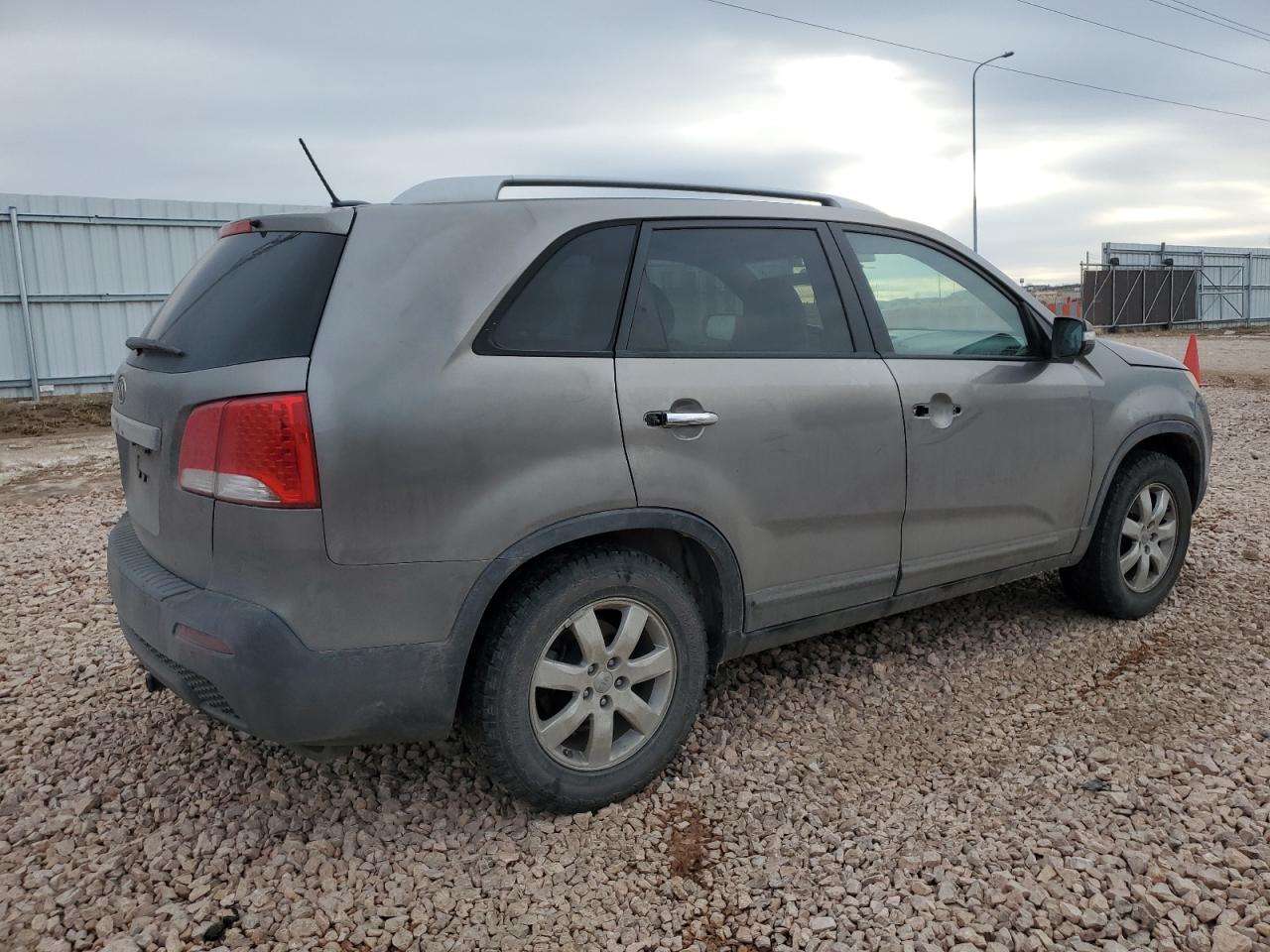 2012 KIA Sorento VIN 5XYKT3A60CG235579 Copart auction photo, hail / mechanical damage thumbnail 3