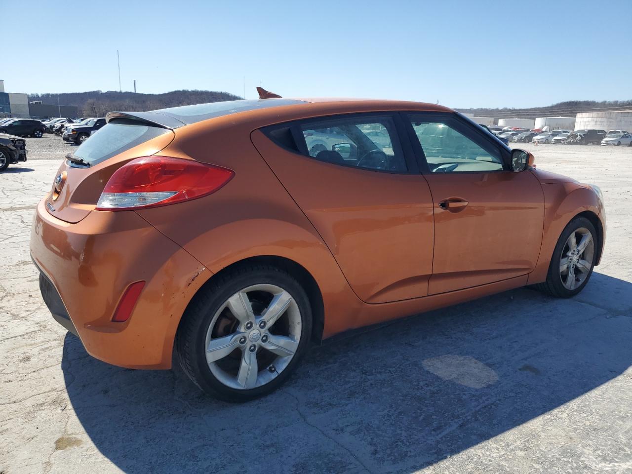 2015 Hyundai Veloster VIN KMHTC6AD1FU229115 Copart auction photo, front end / minor dent/scratches damage thumbnail 3