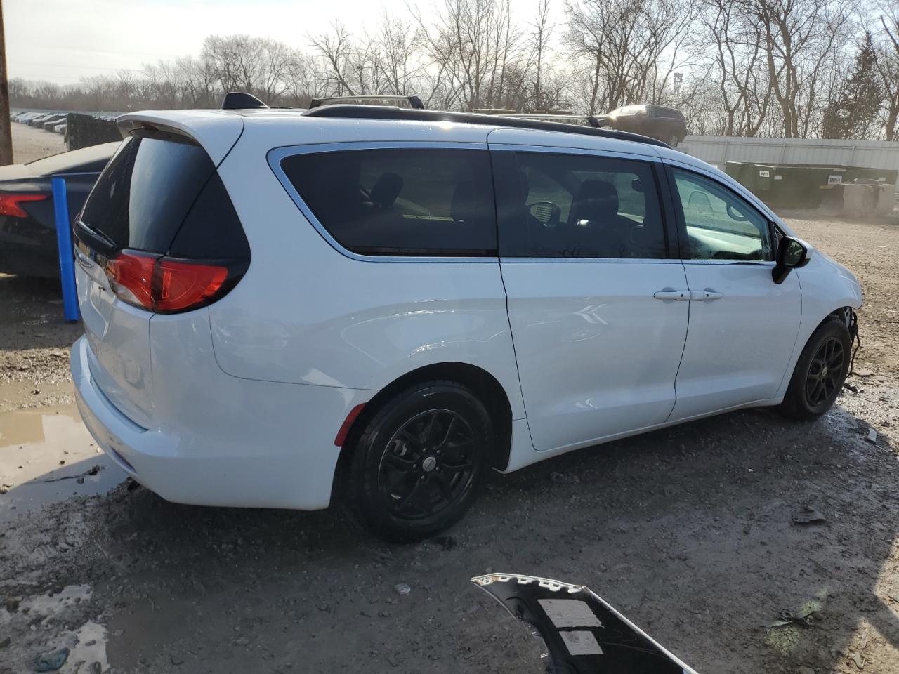 2021 Chrysler Voyager VIN 2C4RC1DGXMR539068 Copart auction photo, front end / side damage thumbnail 3