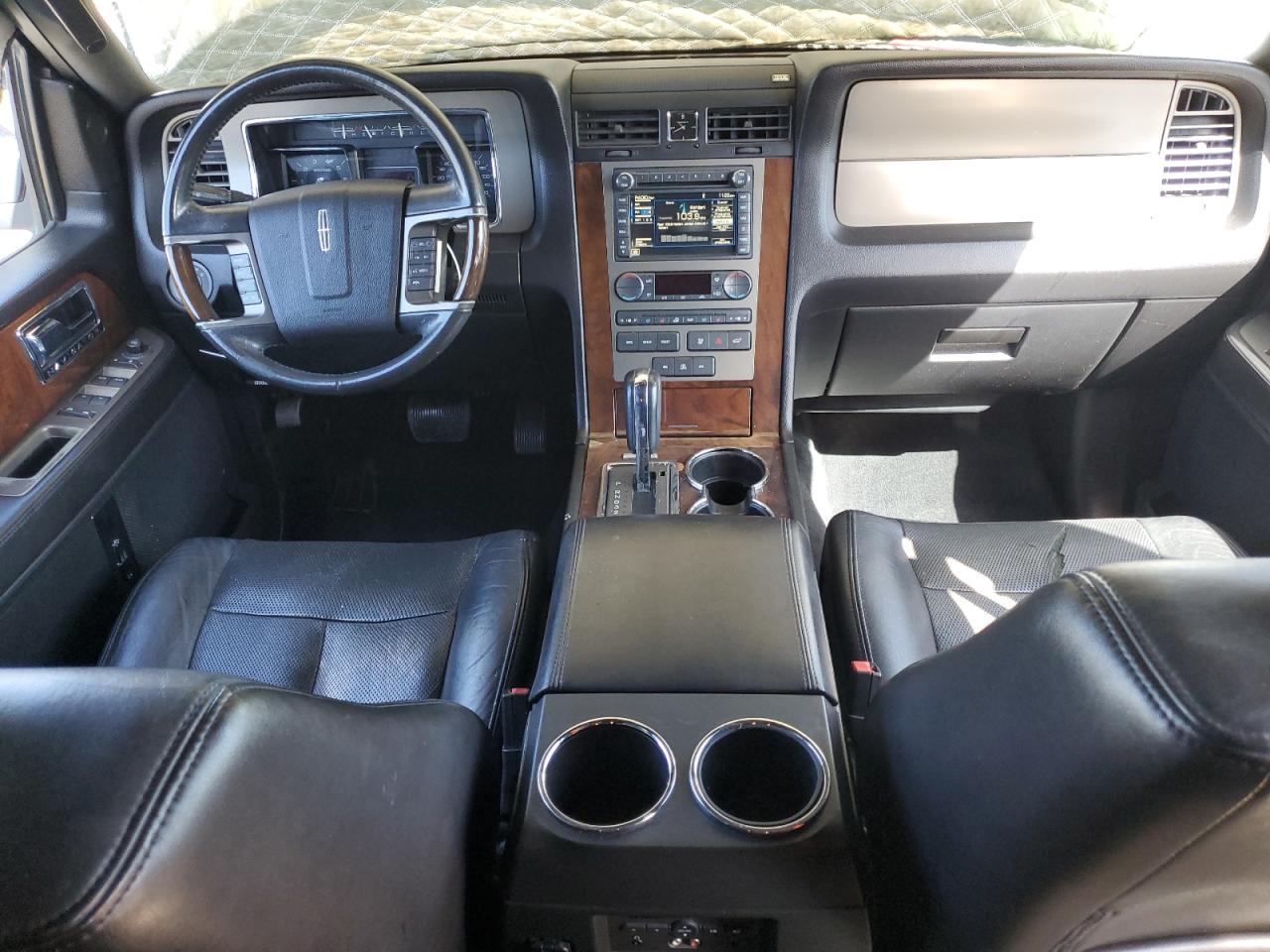 2013 Lincoln Navigator VIN 5LMJJ3J54DEL05113 Copart auction photo, front end / rear end damage thumbnail 8