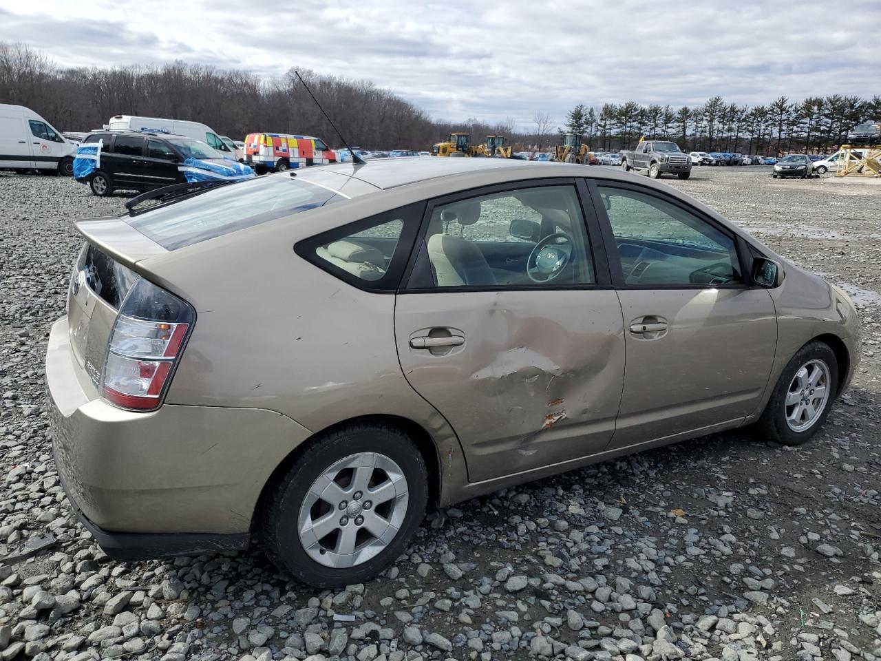 2004 Toyota Prius VIN JTDKB20U640036542 Copart auction photo, front end / side damage thumbnail 3