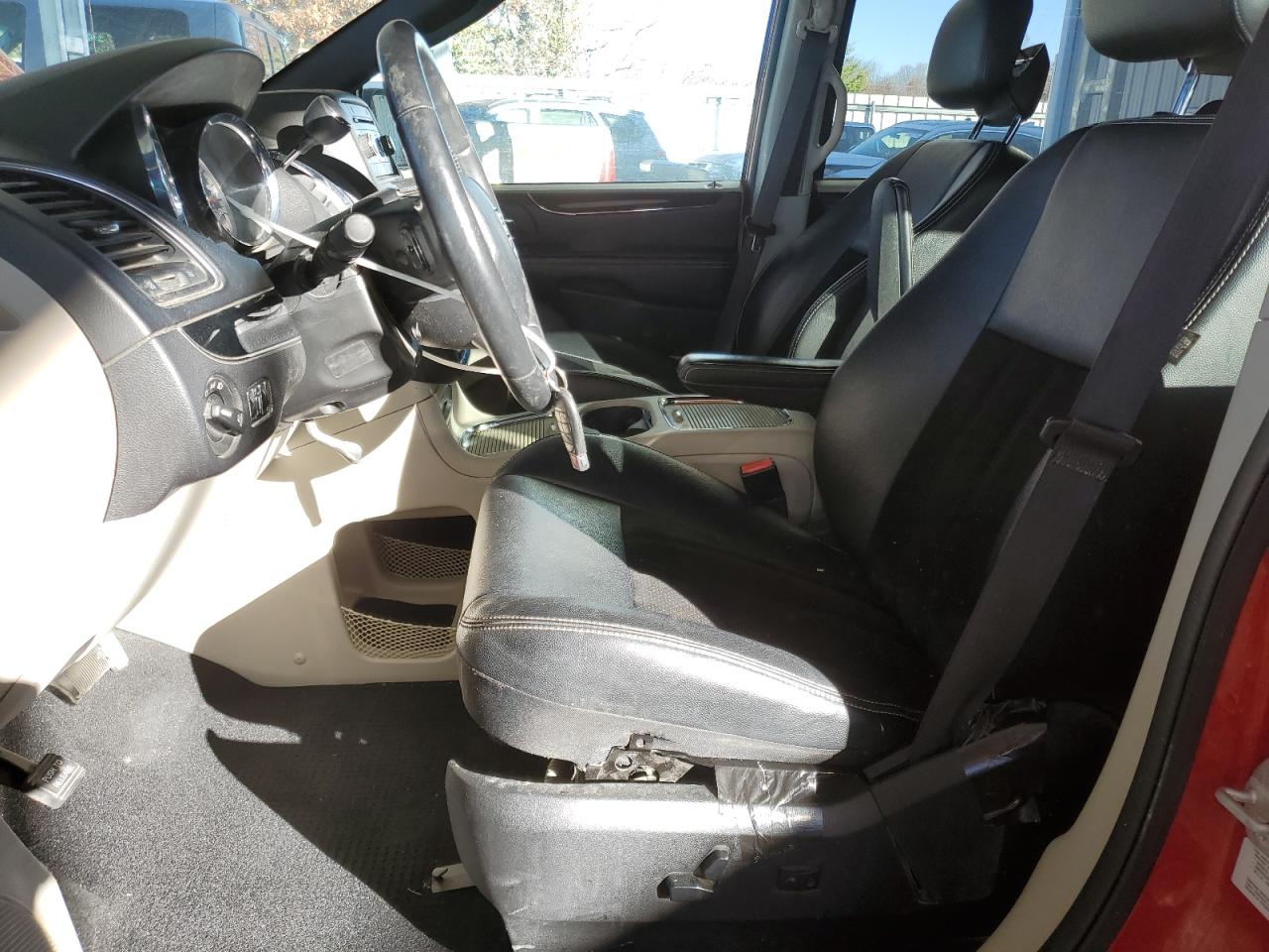 2015 Dodge Caravan VIN 2C4RDGCG1FR690871 Copart auction photo, front end damage thumbnail 7