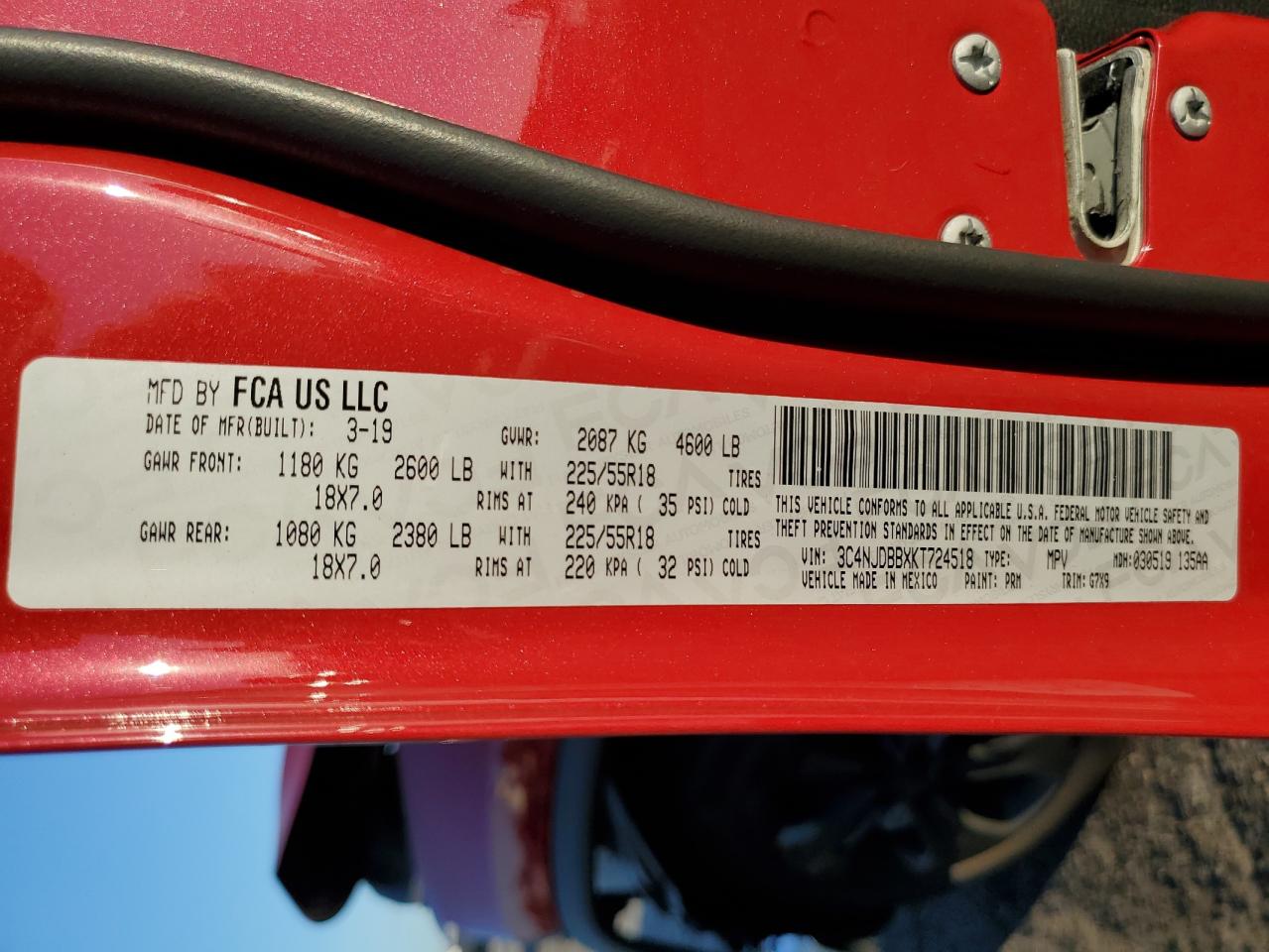 2019 Jeep Compass VIN 3C4NJDBBXKT724518 Copart auction photo, front end / side damage thumbnail 14