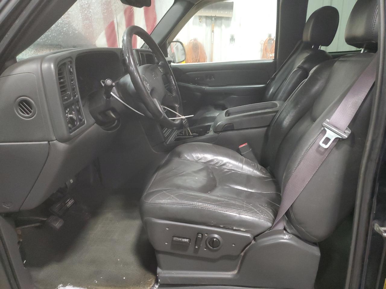 2006 Chevrolet Silverado VIN 1GCEK19BX6Z124937 Copart auction photo, minor dent/scratches / normal wear damage thumbnail 7