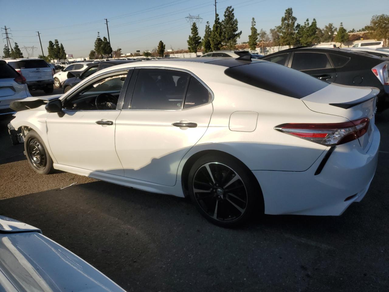 2019 Toyota Camry VIN 4T1BZ1HK7KU507480 Copart auction photo, front end / side damage thumbnail 2