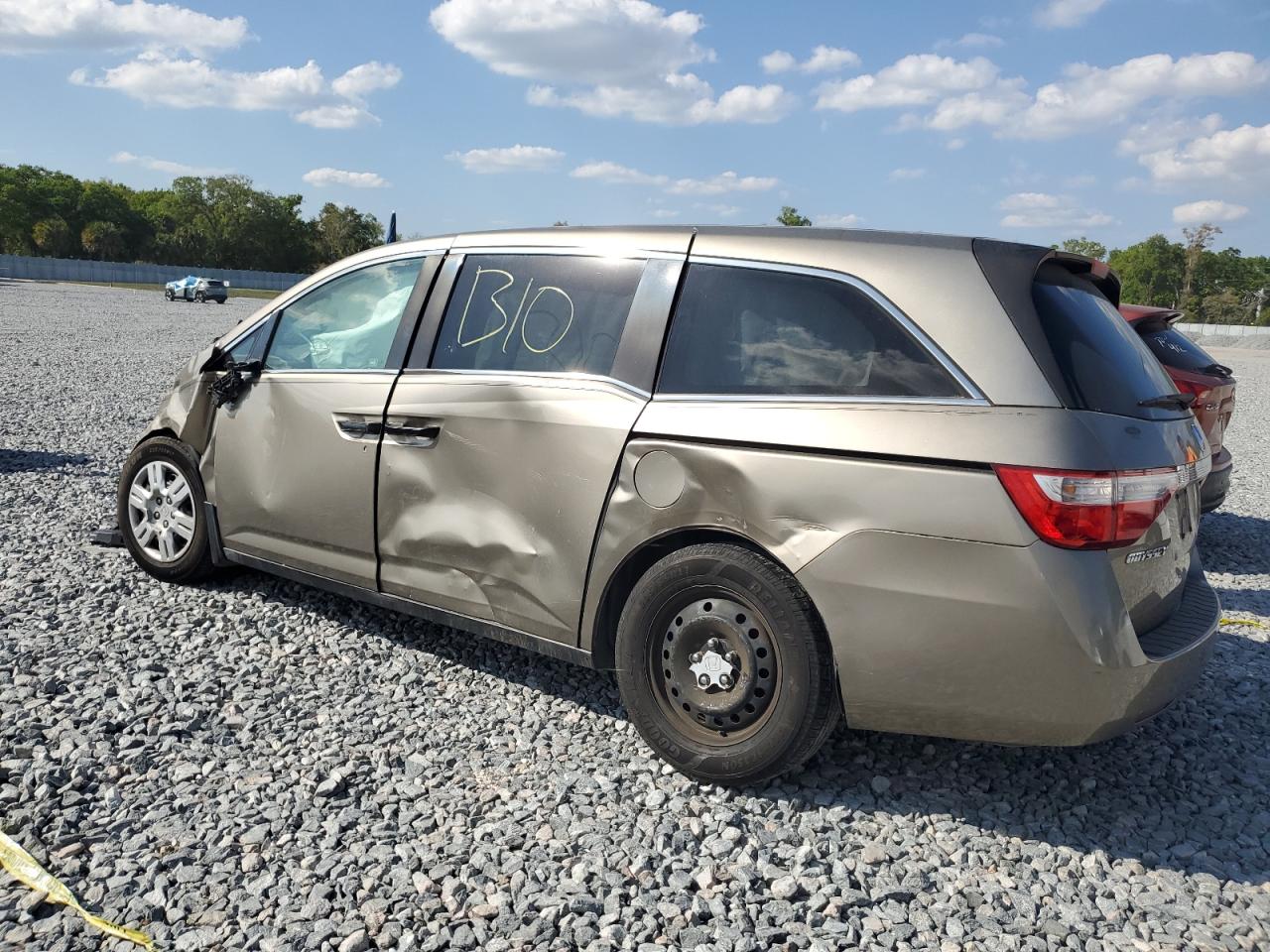 2011 Honda Odyssey VIN 5FNRL5H20BB007150 Copart auction photo, front end / all over damage thumbnail 2