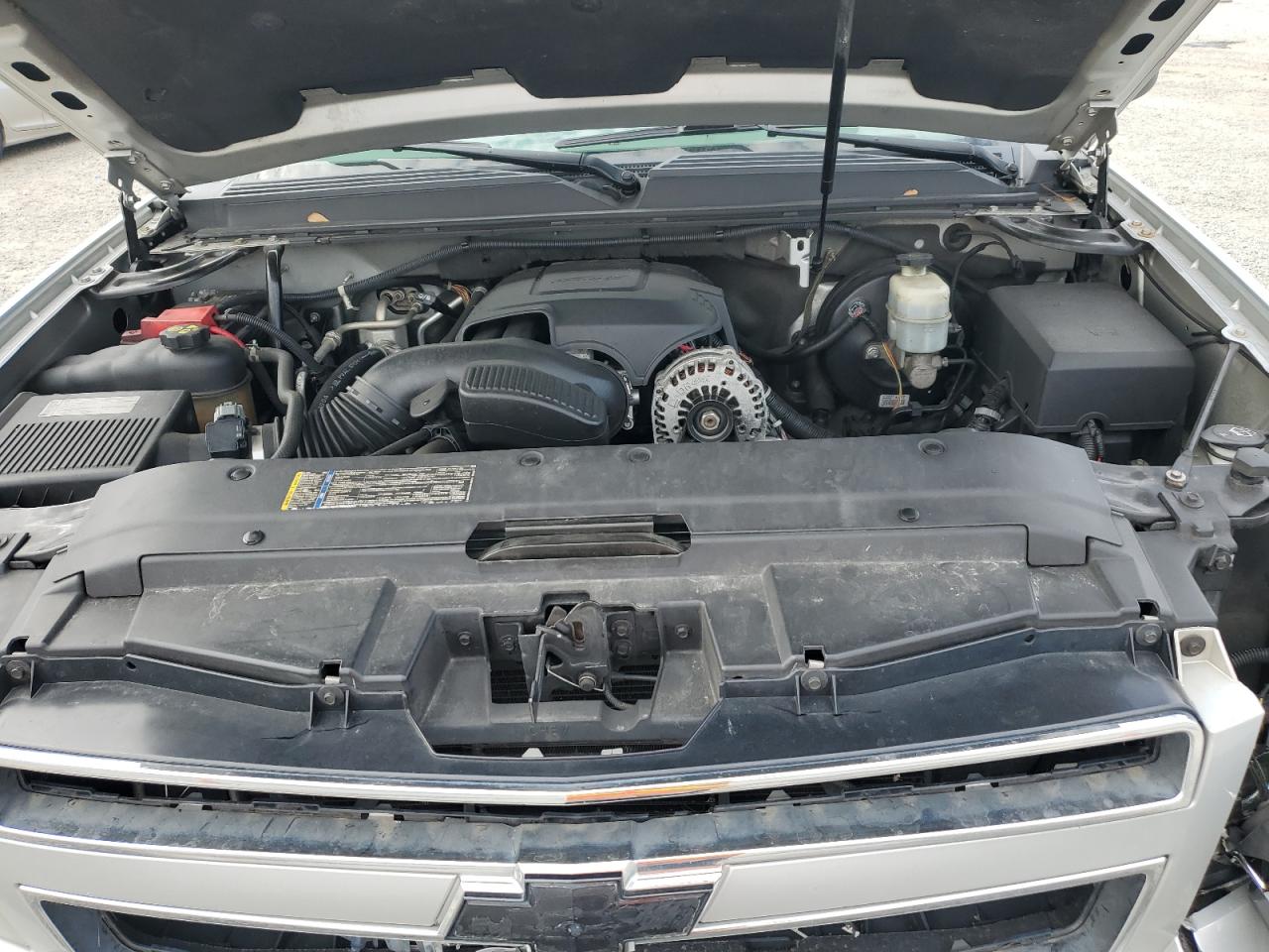 2011 Chevrolet Tahoe VIN 1GNSKBE09BR119193 Copart auction photo, front end damage thumbnail 12
