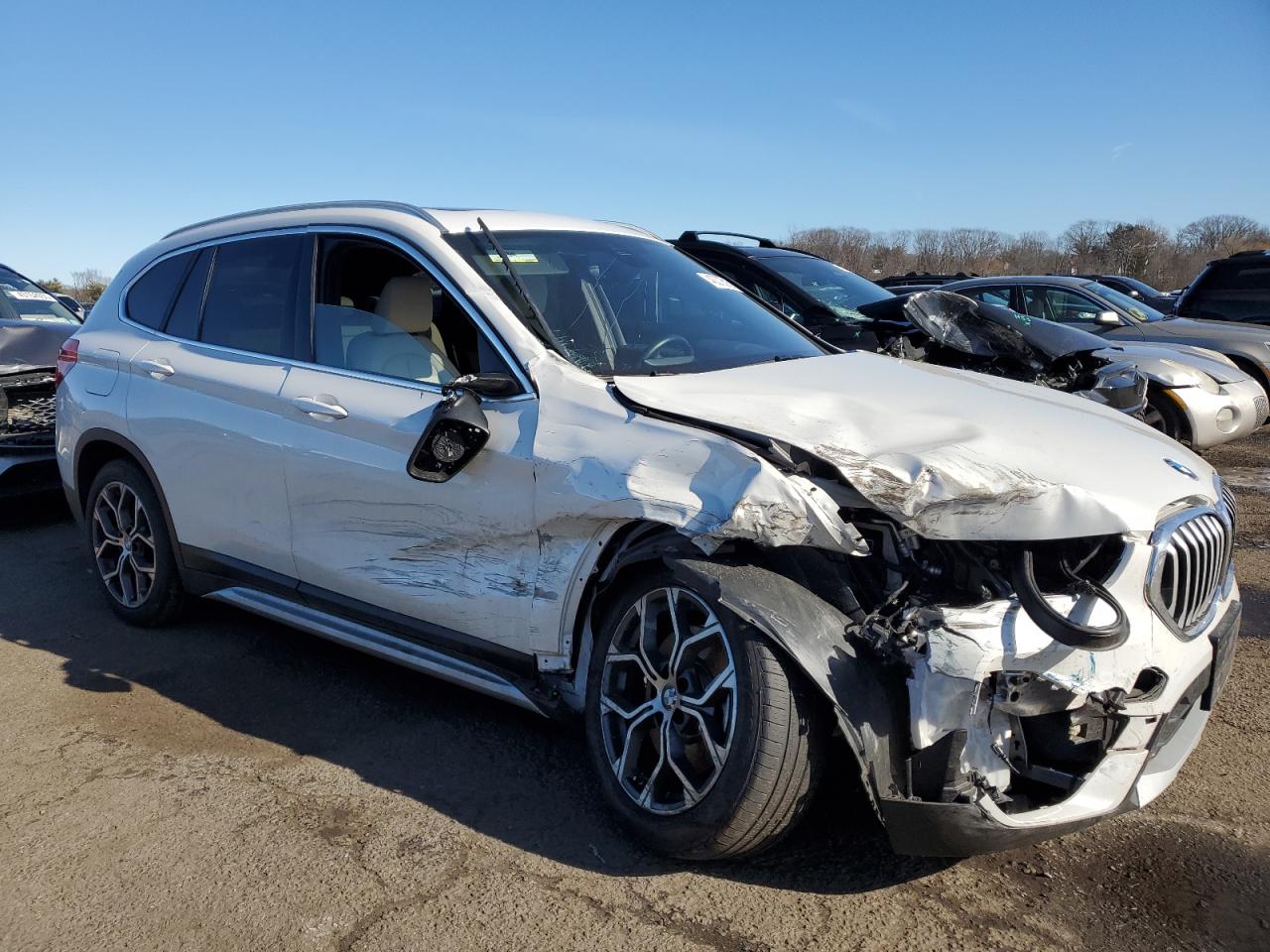 2022 BMW X1 VIN WBXJG9C04N5U59562 Copart auction photo, front end / side damage thumbnail 4