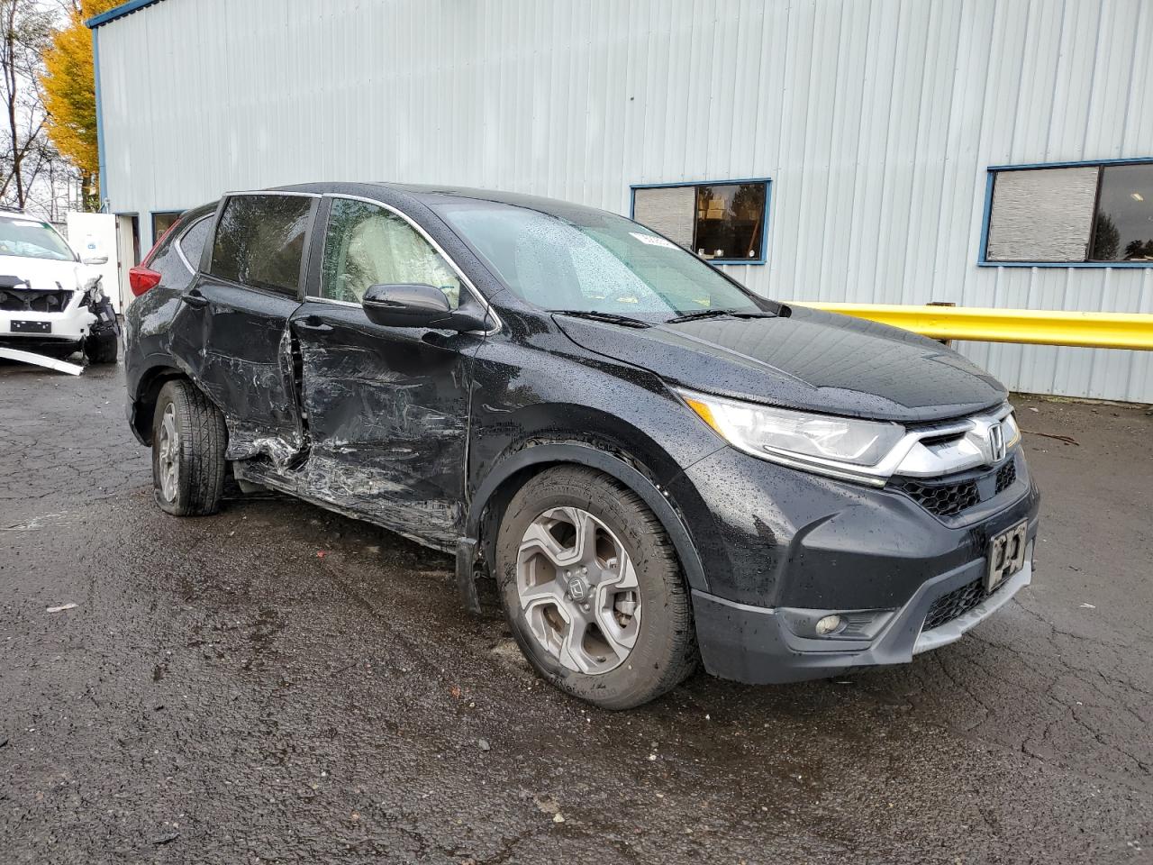 2018 Honda CR-V VIN 7FARW2H57JE058714 Copart auction photo, side / front end damage thumbnail 4