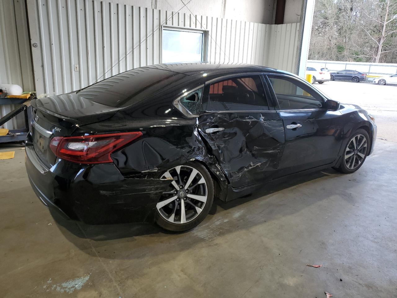 2017 Nissan Altima VIN 1N4AL3AP7HN317920 Copart auction photo, side / rear end damage thumbnail 3