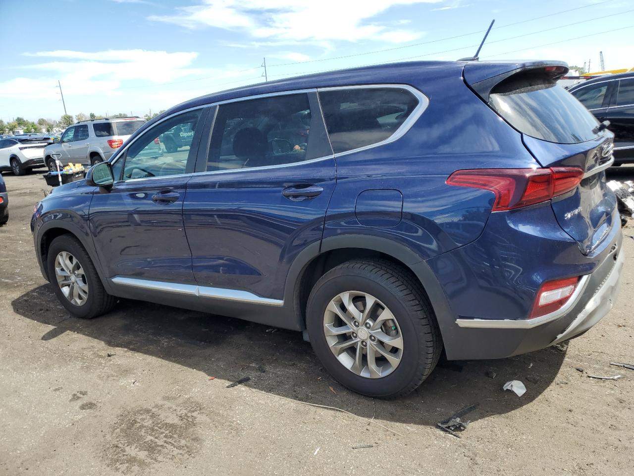 2019 Hyundai Santa Fe VIN 5NMS2CAD0KH117084 Copart auction photo, all over damage thumbnail 2
