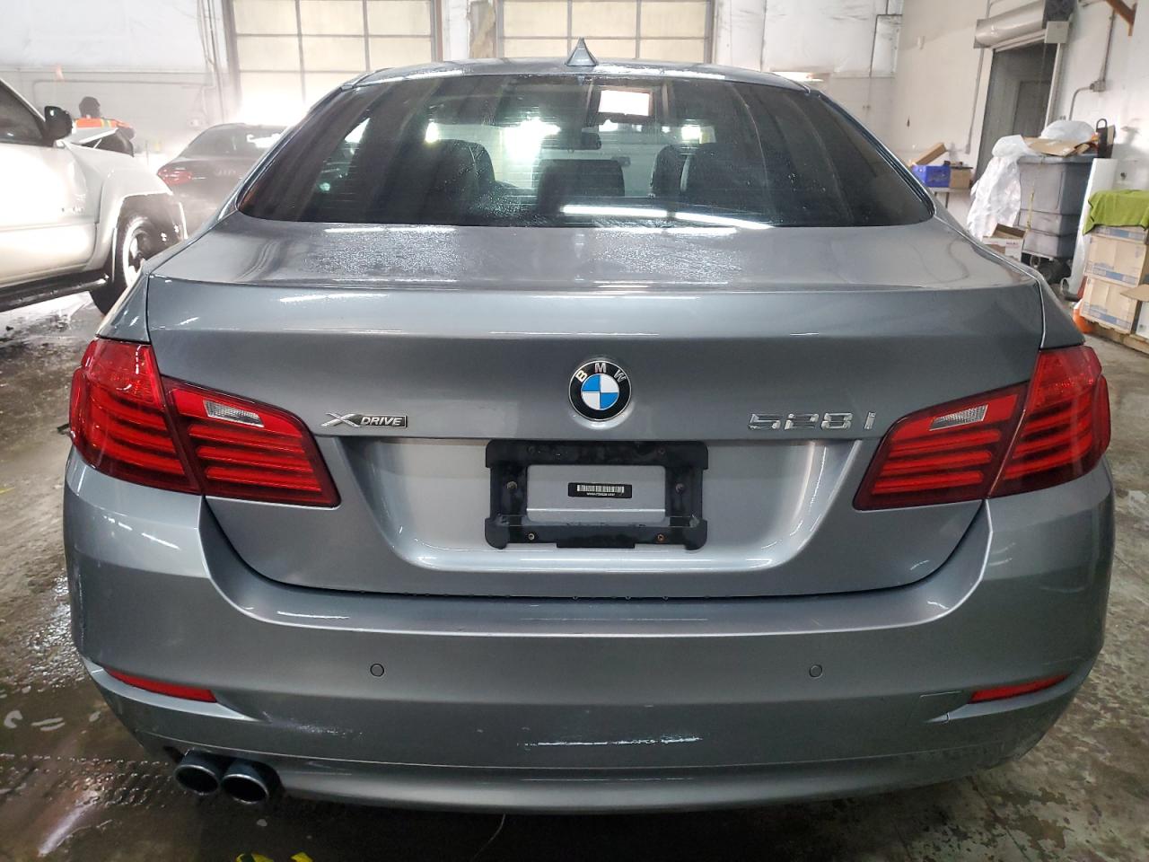 2014 BMW 5er VIN WBA5A7C54ED613707 Copart auction photo, front end / side damage thumbnail 6