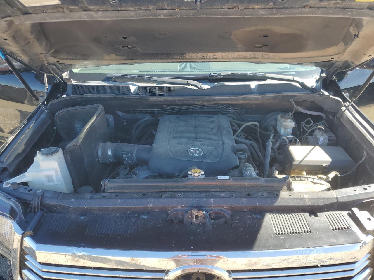 2017 Toyota Tundra VIN 5TFDW5F15HX610041 Copart auction photo, front end damage thumbnail 11
