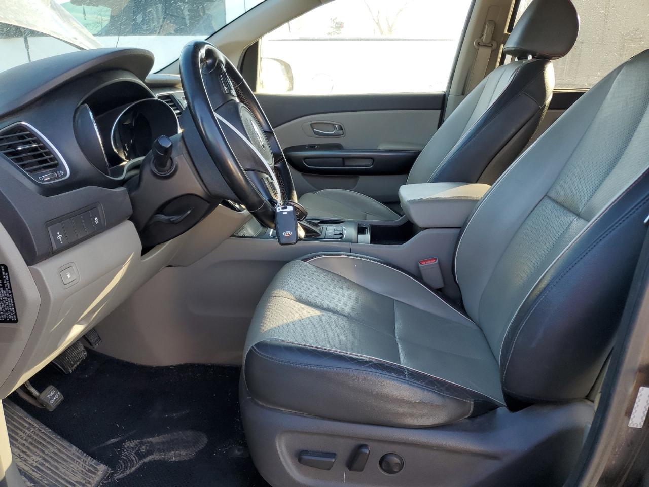 2017 KIA Sedona VIN KNDMB5C1XH6329939 Copart auction photo, rear end damage thumbnail 7