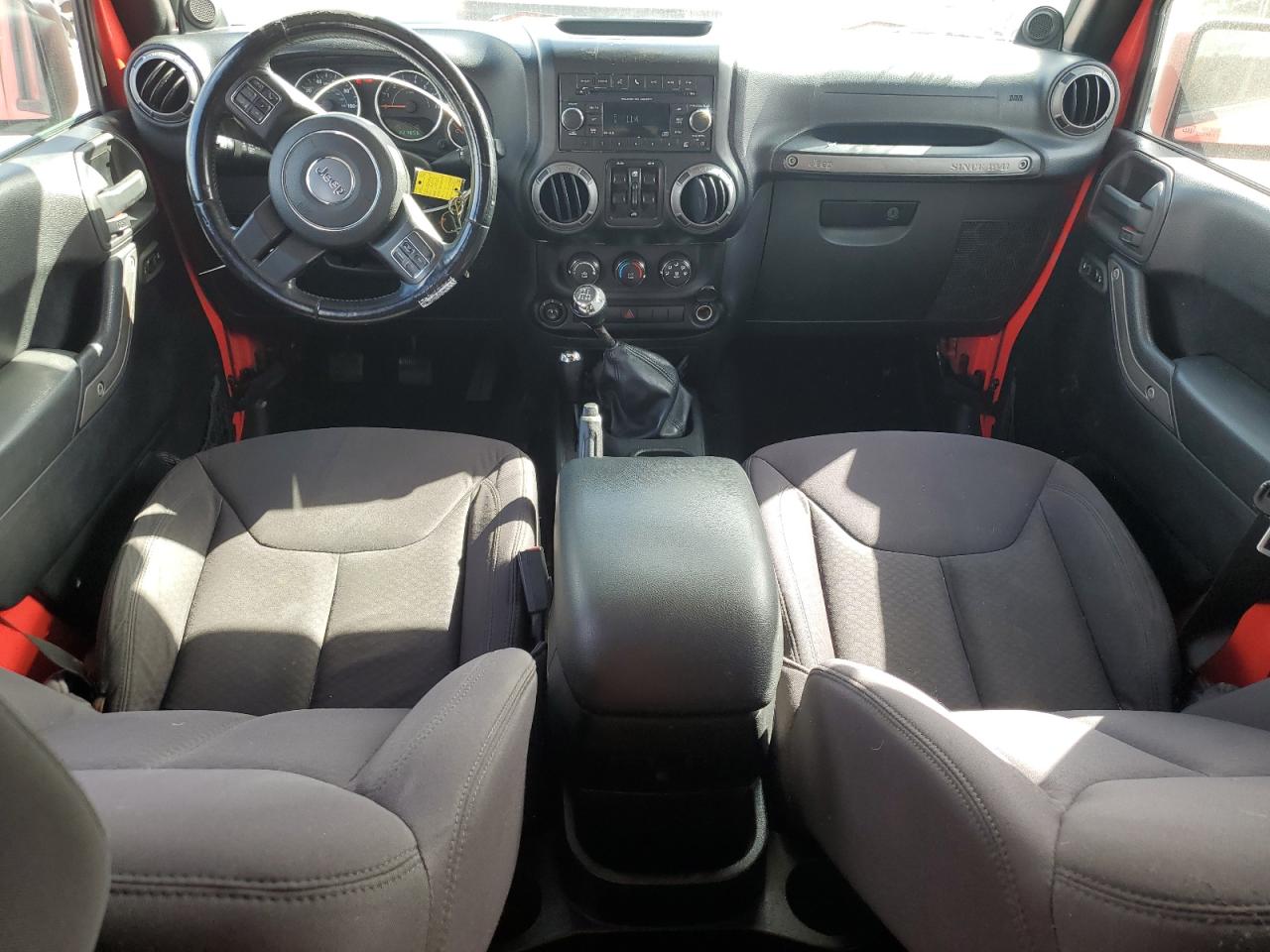 2013 Jeep Wrangler VIN 1C4BJWDG3DL599965 Copart auction photo, normal wear damage thumbnail 8
