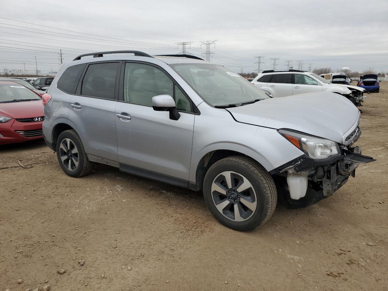 2018 Subaru Forester VIN JF2SJAEC8JH555832 Copart auction photo, front end / minor dent/scratches damage thumbnail 4