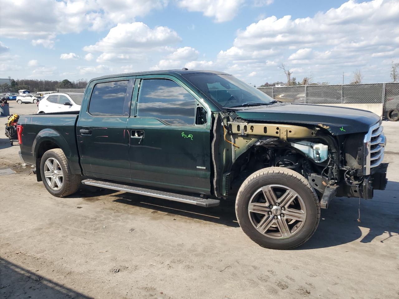 2016 Ford F-150 VIN 1FTEW1CP2GKD86065 Copart auction photo, front end / side damage thumbnail 4