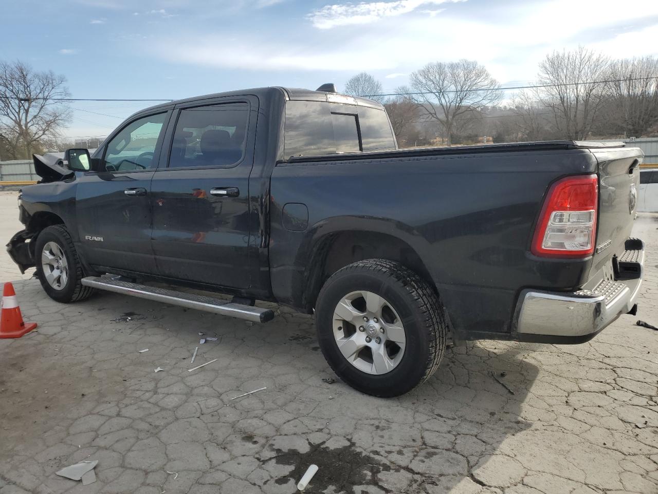 2020 RAM 1500 VIN 1C6RRFFG1LN393543 Copart auction photo, front end / minor dent/scratches damage thumbnail 2
