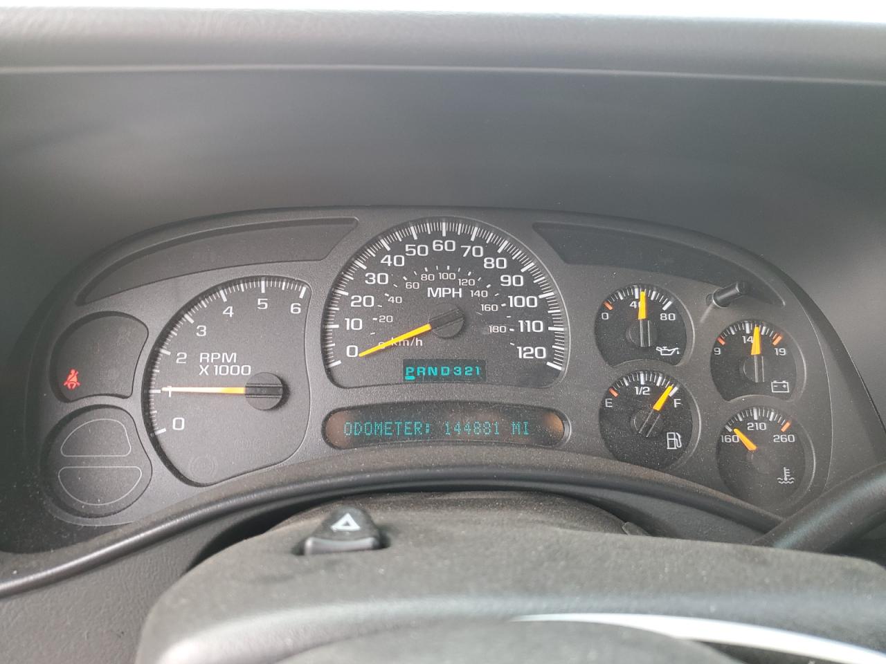 2004 Chevrolet Silverado VIN 1GCEK19T74E229545 Copart auction photo, front end / side damage thumbnail 9