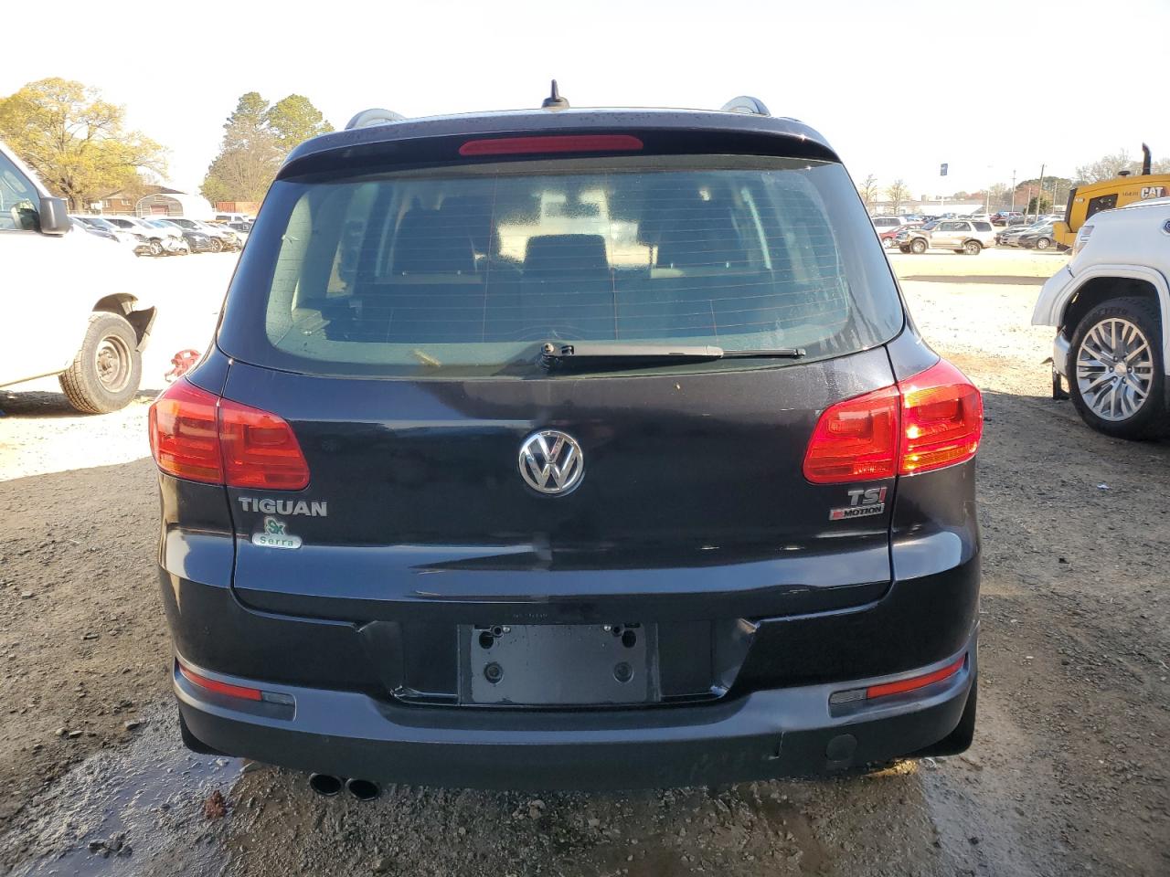2017 Volkswagen Tiguan VIN WVGBV7AX7HK003956 Copart auction photo, front end / mechanical damage thumbnail 6