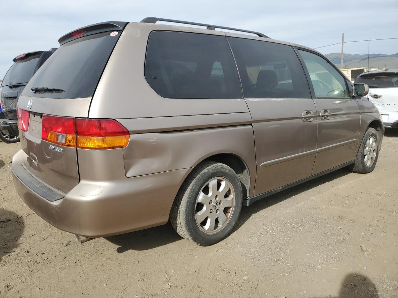 2003 Honda Odyssey VIN 5FNRL18663B110618 Copart auction photo, vandalism / undercarriage damage thumbnail 3
