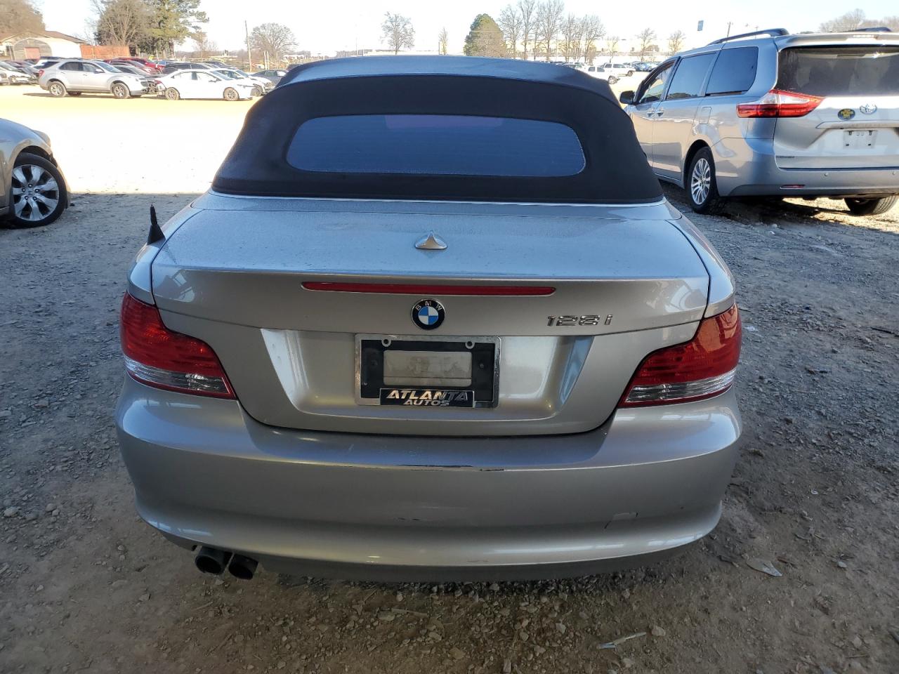 2011 BMW 1er VIN WBAUL7C53BVM79803 Copart auction photo, front end damage thumbnail 6