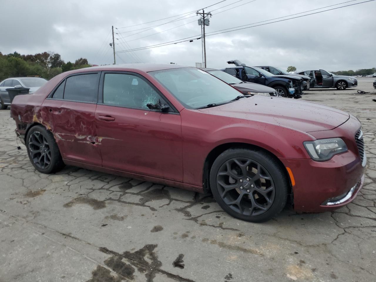 2019 Chrysler 300 VIN 2C3CCABG1KH569558 Copart auction photo, side / rear end damage thumbnail 4