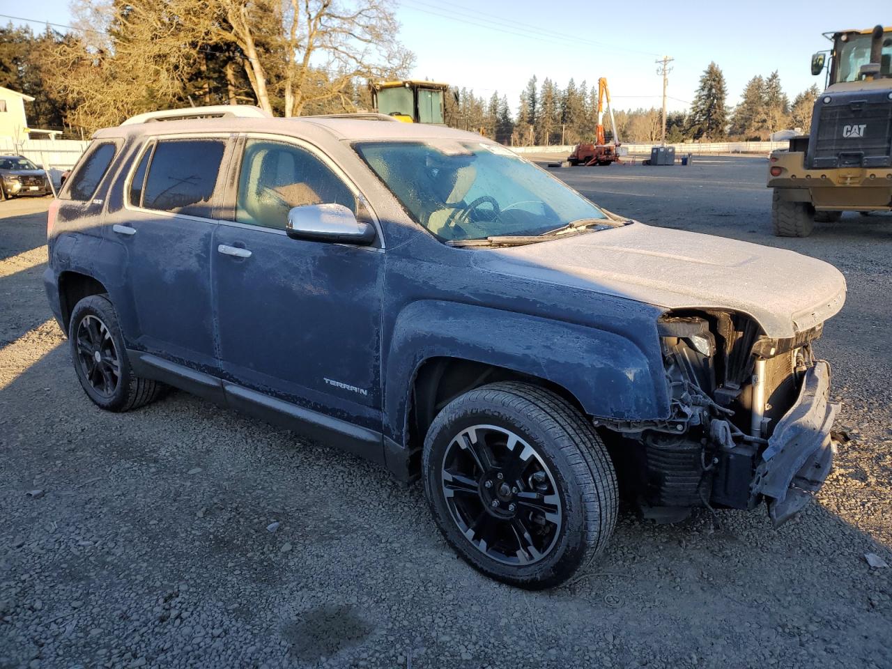 2017 GMC Terrain VIN 2GKFLUE3XH6175830 Copart auction photo, front end damage thumbnail 4