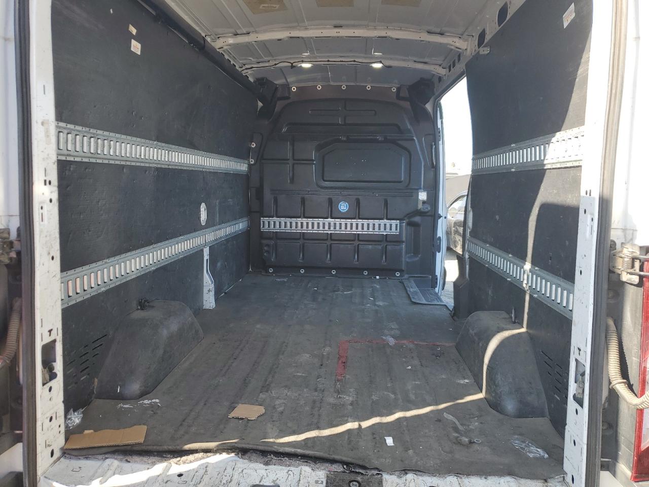 2018 Ford Transit VIN 1FTYR2CM6JKB14626 Copart auction photo, side / minor dent/scratches damage thumbnail 10