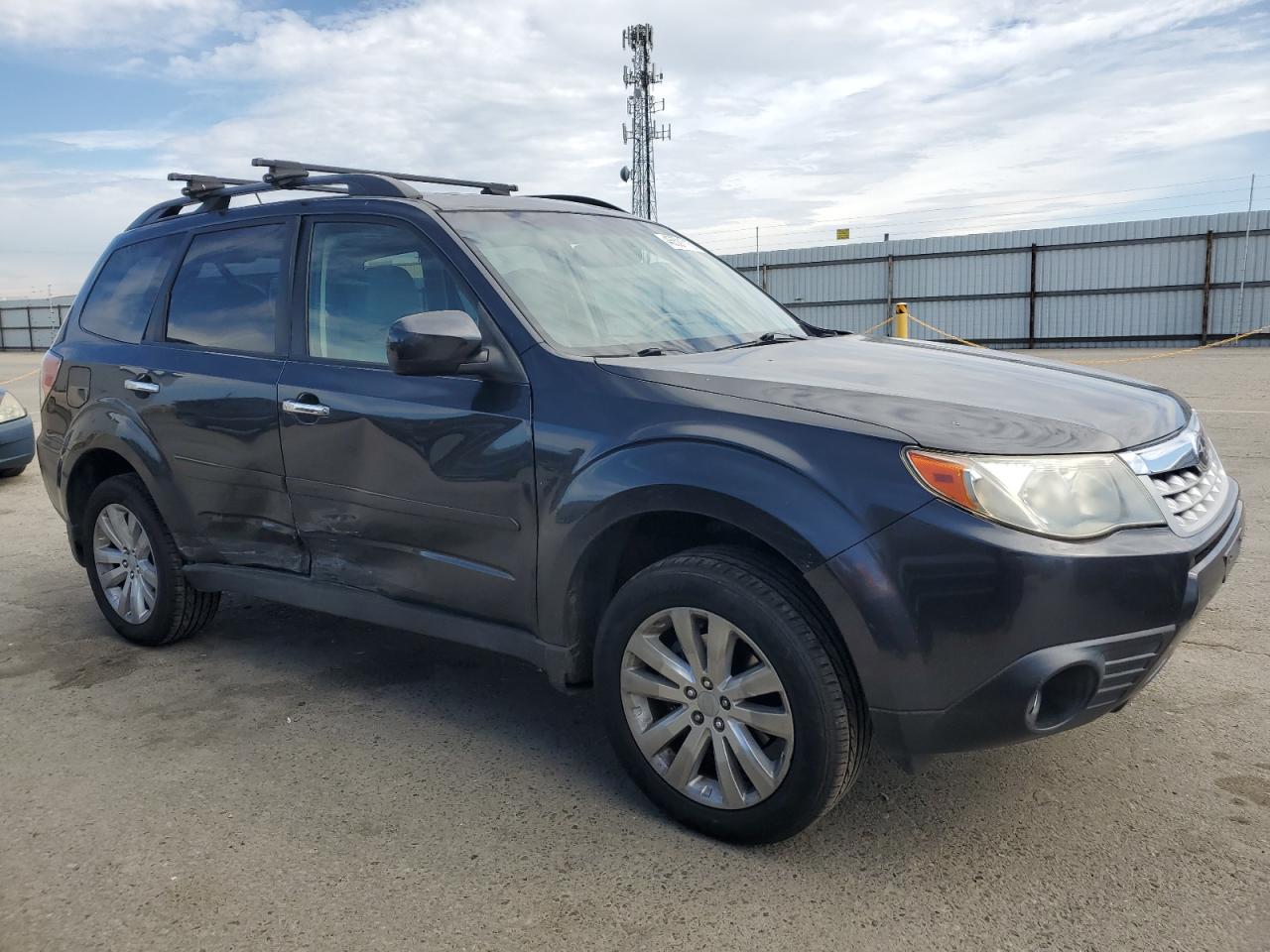 2013 Subaru Forester VIN JF2SHAEC0DH431537 Copart auction photo, side damage thumbnail 4
