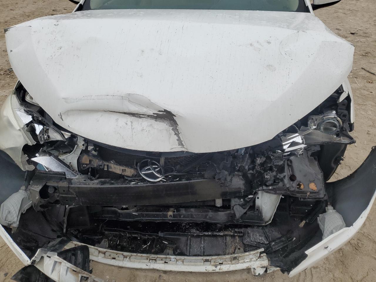 2016 Toyota Camry VIN 4T4BF1FK6GR551320 Copart auction photo, front end damage thumbnail 12