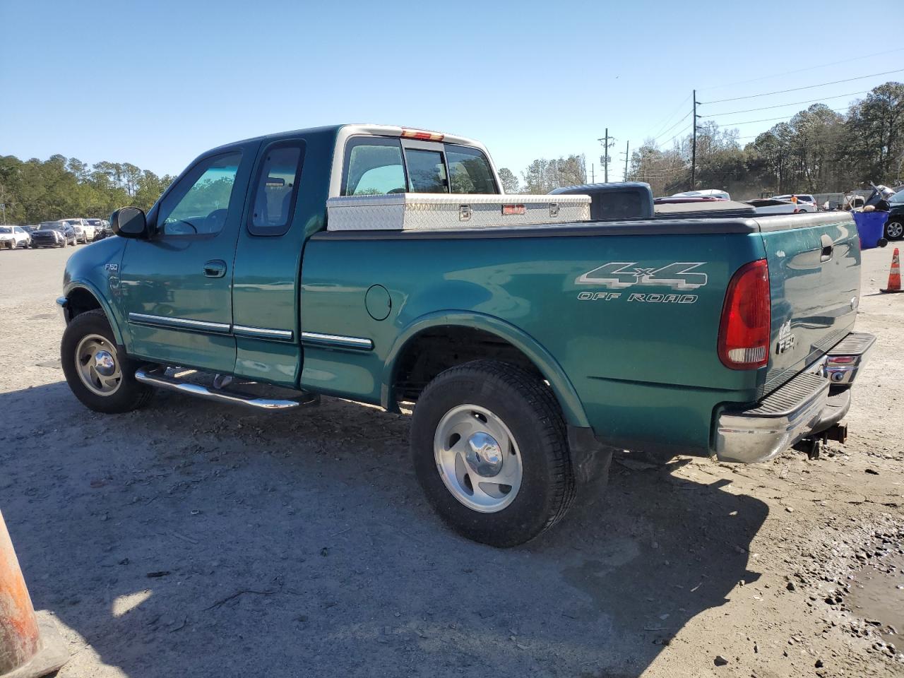 1997 Ford F-150 VIN 2FTDX18W2VCA86343 Copart auction photo, normal wear damage thumbnail 2