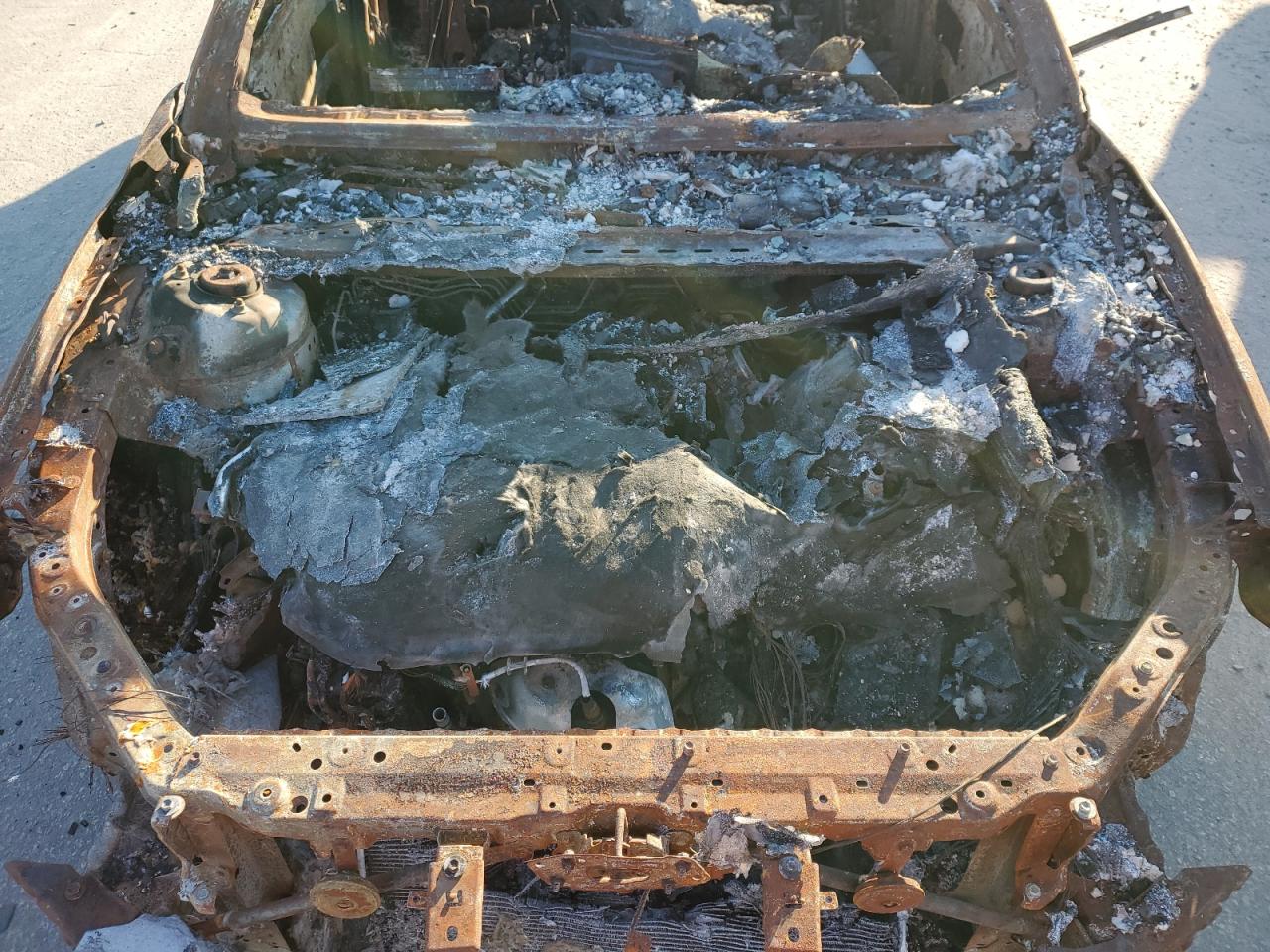 2022 Toyota Avalon VIN 4T1HZ1FB9NU077100 Copart auction photo, burn damage thumbnail 12