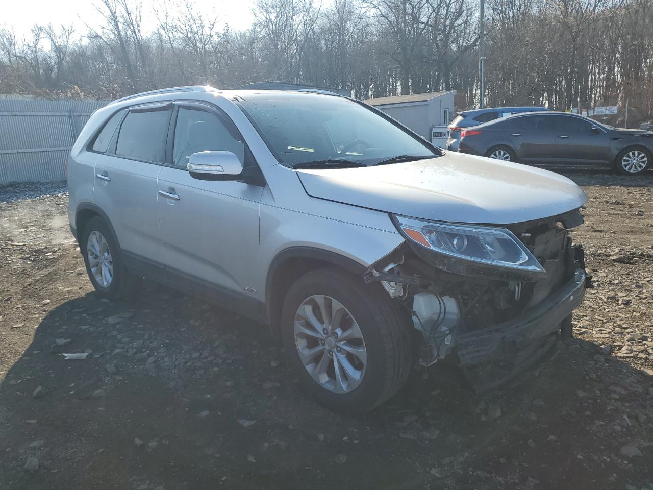 2015 KIA Sorento VIN 5XYKUDA79FG617531 Copart auction photo, front end damage thumbnail 4